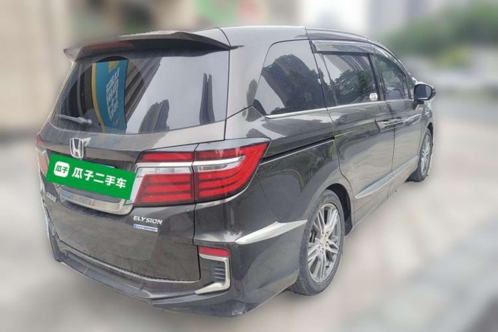 Used Honda Elysion 2019 2.0L Hybrid Luxury Edition Rear Right 45 Deg
