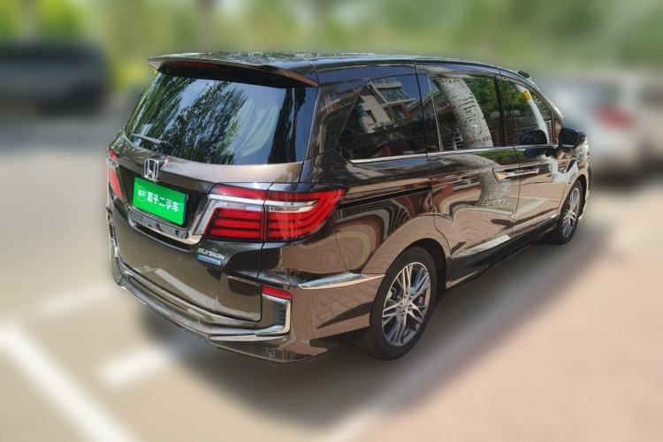 Used Honda Elysion 2019 2.0L Hybrid Supreme Edition Rear Right 45 Deg