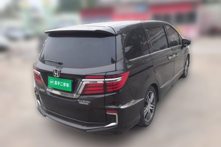 Used Honda Elysion 2019 2.0L Hybrid Luxury Edition Rear Right 45 Deg