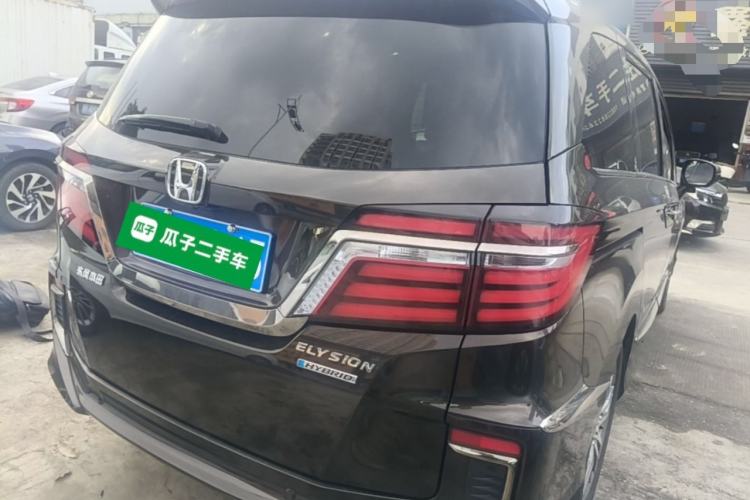 Used Honda Elysion 2019 2.0L Hybrid Luxury Edition Rear Right 45 Deg
