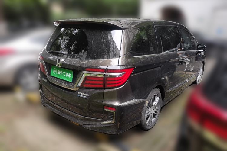 Used Honda Elysion 2019 2.0L Hybrid Luxury Edition Rear Right 45 Deg