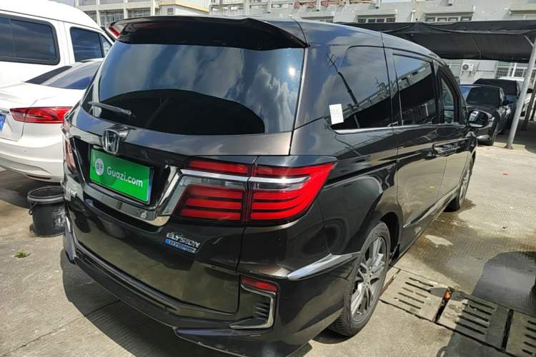 Used Honda Elysion 2019 2.0L Hybrid Luxury Edition Rear Right 45 Deg