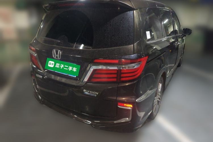 Used Honda Elysion 2019 2.0L Hybrid Luxury Edition Rear Right 45 Deg