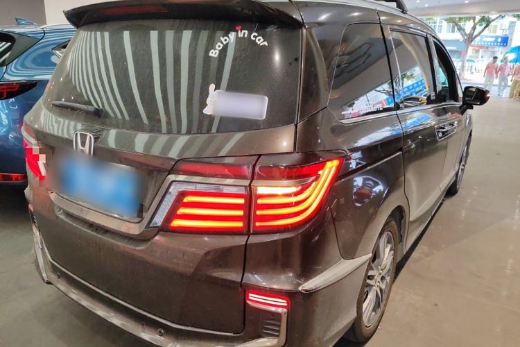 Used Honda Elysion 2019 2.0L Hybrid Luxury Edition Rear Right 45 Deg