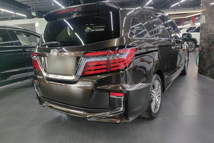 Used Honda Elysion 2019 2.0L Hybrid Luxury Edition Rear Right 45 Deg