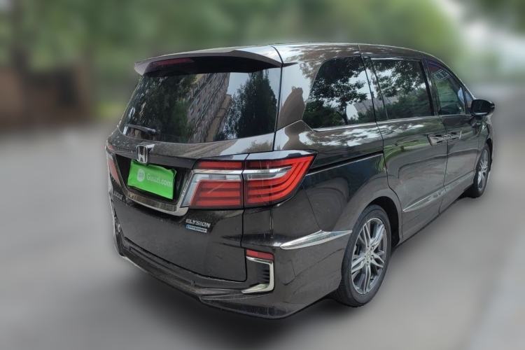 Used Honda Elysion 2019 2.0L Hybrid Luxury Edition Rear Right 45 Deg