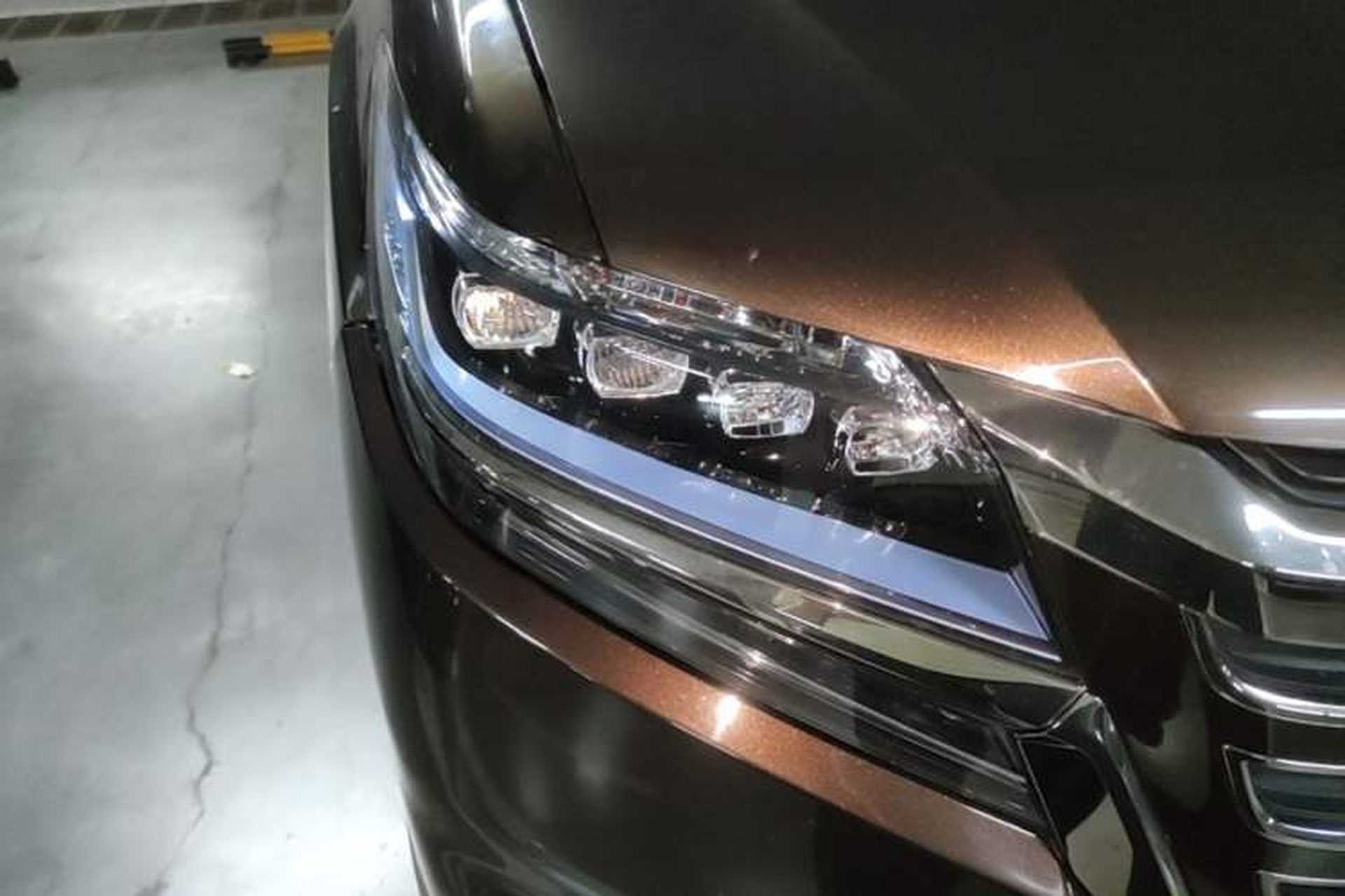 Used Honda Elysion 2019 2.0L Hybrid Luxury Edition Right Front Headlight