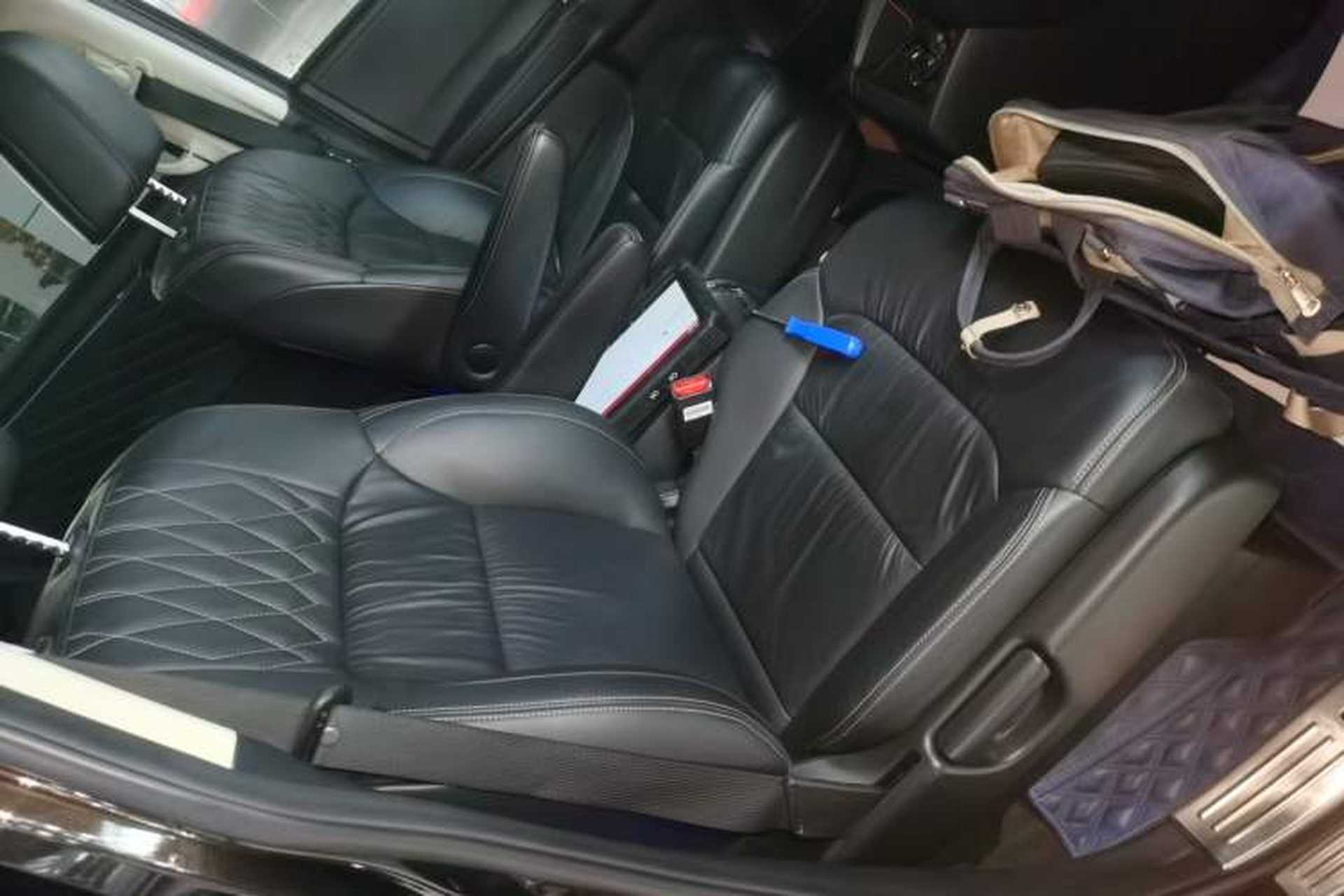 Used Honda Elysion 2019 2.0L Hybrid Luxury Edition Right Front Seat