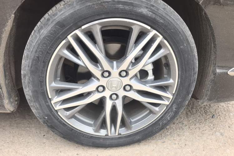 Used Honda Elysion 2019 2.0L Hybrid Luxury Edition Right Front Wheel Hub