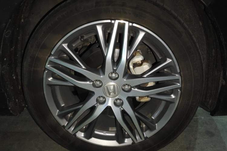 Used Honda Elysion 2019 2.0L Hybrid Supreme Edition Right Front Wheel Hub
