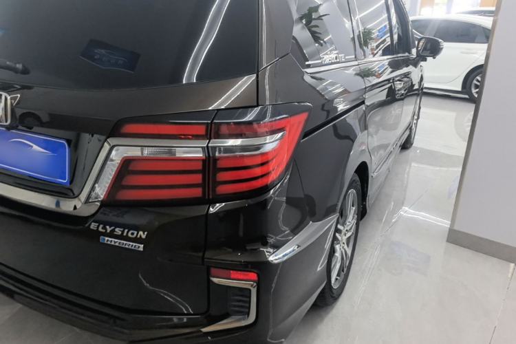 Used Honda Elysion 2019 2.0L Hybrid Luxury Edition Right Rear Taillight