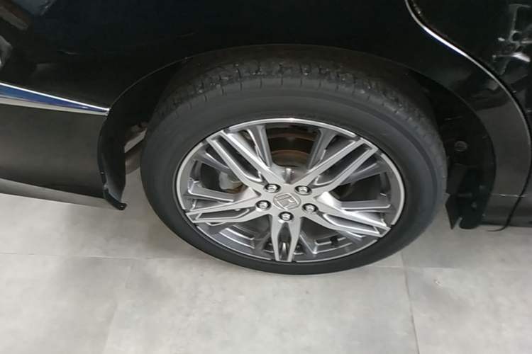 Used Honda Elysion 2019 2.0L Hybrid Luxury Edition Right Rear Wheel Hub