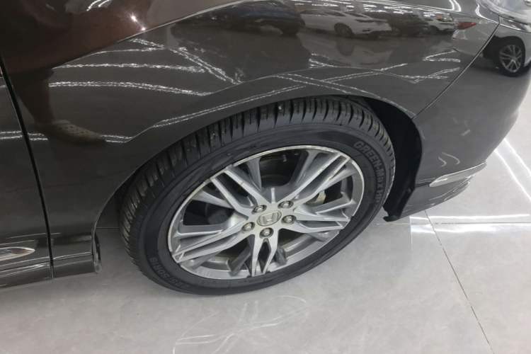 Used Honda Elysion 2019 2.0L Hybrid Luxury Edition Right Rear Wheel Hub
