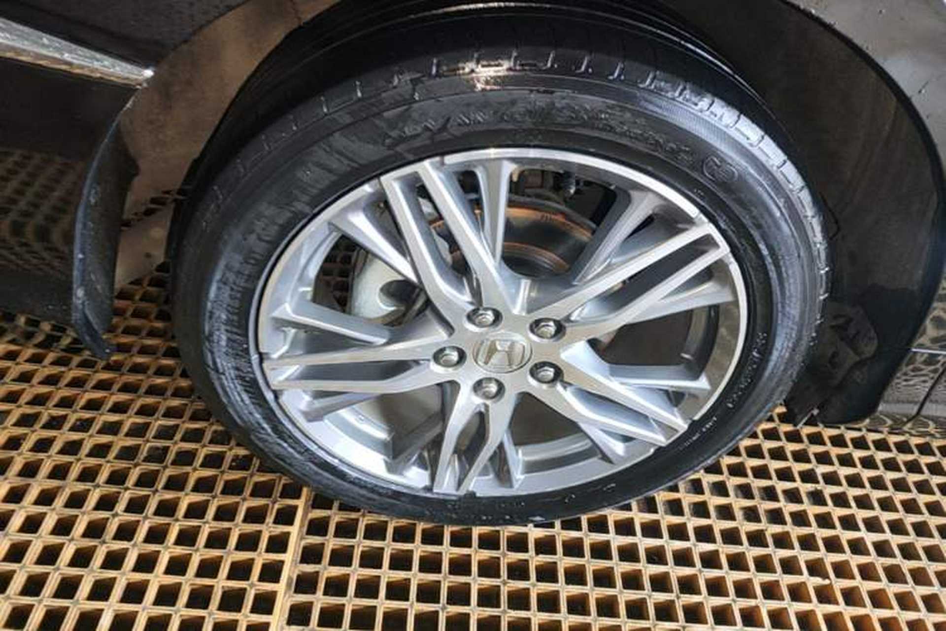 Used Honda Elysion 2019 2.0L Hybrid Supreme Edition Right Rear Wheel Hub