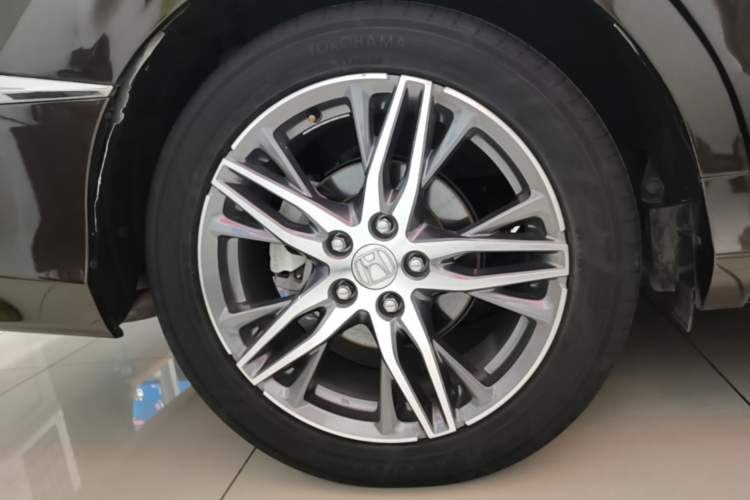 Used Honda Elysion 2019 2.0L Hybrid Supreme Edition Right Rear Wheel Hub