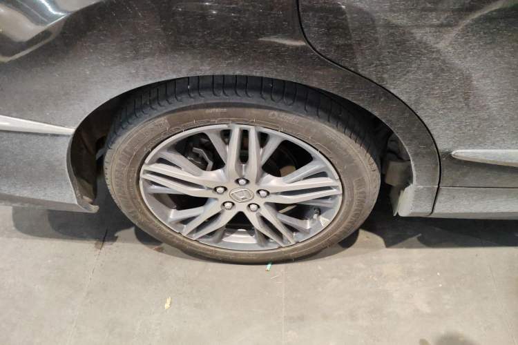Used Honda Elysion 2019 2.0L Hybrid Luxury Edition Right Rear Wheel Hub