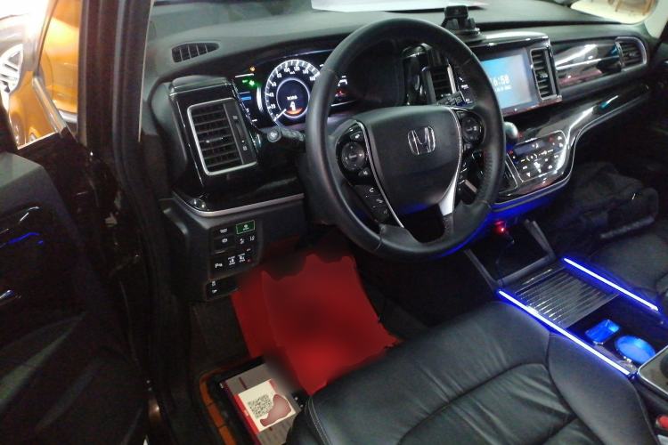 Used Honda Elysion 2019 2.0L Hybrid Luxury Edition Steering Wheel