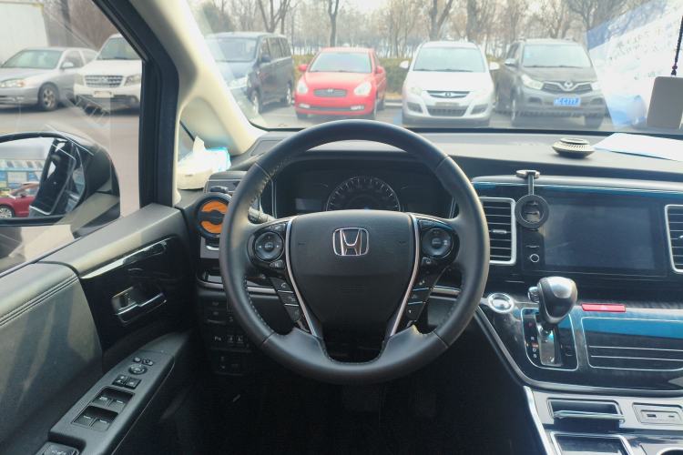 Used Honda Elysion 2019 2.0L Hybrid Luxury Edition Steering Wheel