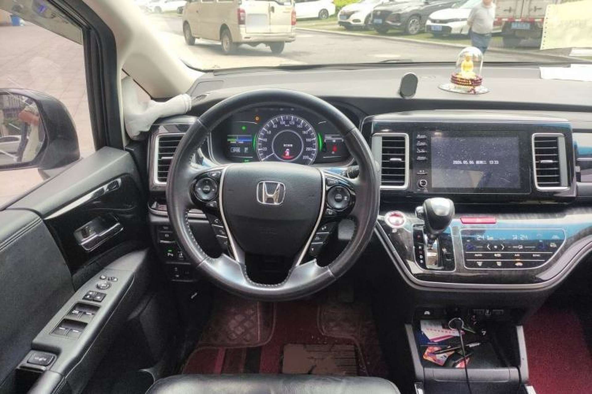 Used Honda Elysion 2019 2.0L Hybrid Luxury Edition Steering Wheel