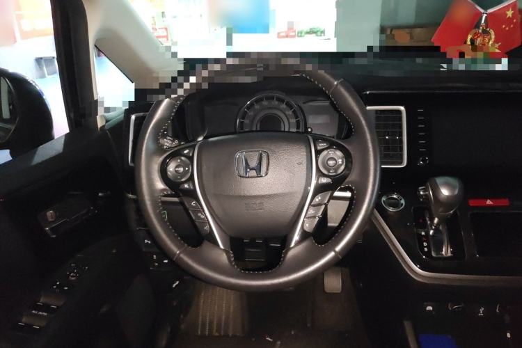 Used Honda Elysion 2019 2.0L Hybrid Supreme Edition Steering Wheel