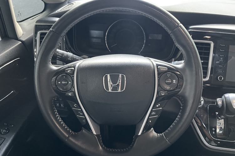 Used Honda Elysion 2019 2.0L Hybrid Supreme Edition Steering Wheel