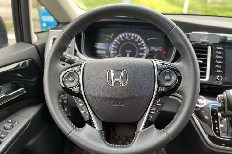 Used Honda Elysion 2019 2.0L Hybrid Supreme Edition Steering Wheel