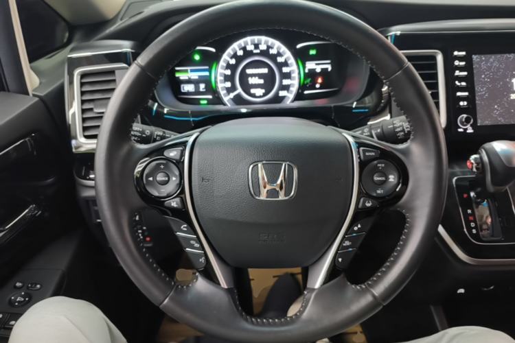Used Honda Elysion 2019 2.0L Hybrid Supreme Edition Steering Wheel