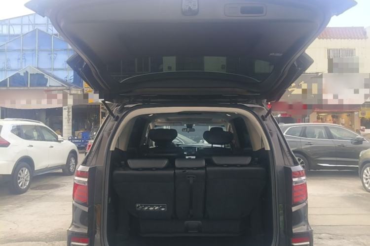 Used Honda Elysion 2019 2.0L Hybrid Luxury Edition Trunk