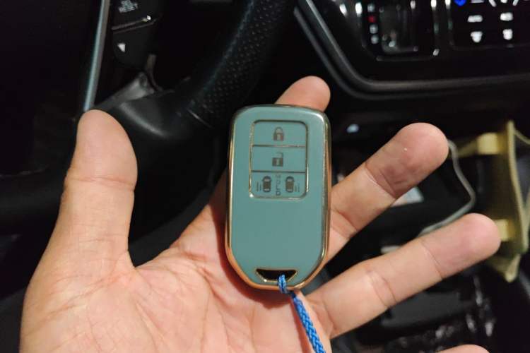 Used Honda Elysion 2019 2.0L Hybrid Luxury Edition Vehicle Key