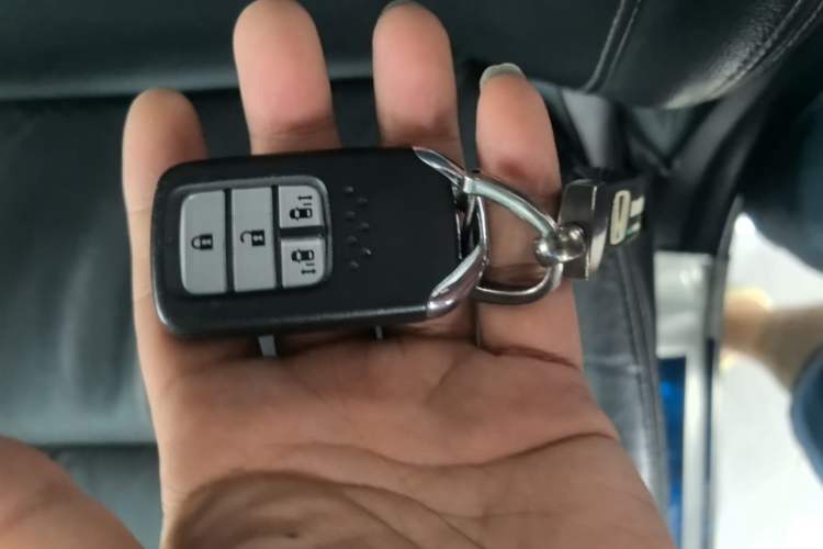 Used Honda Elysion 2019 2.0L Hybrid Luxury Edition Vehicle Key