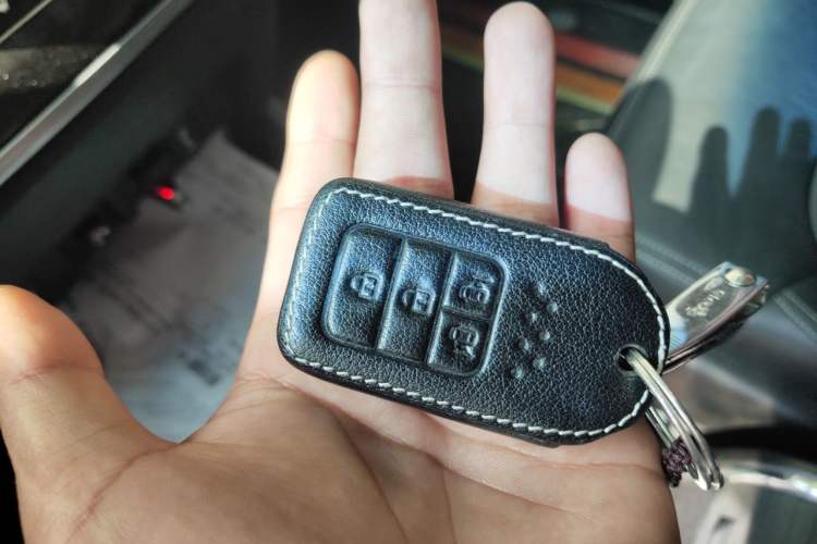 Used Honda Elysion 2019 2.0L Hybrid Luxury Edition Vehicle Key