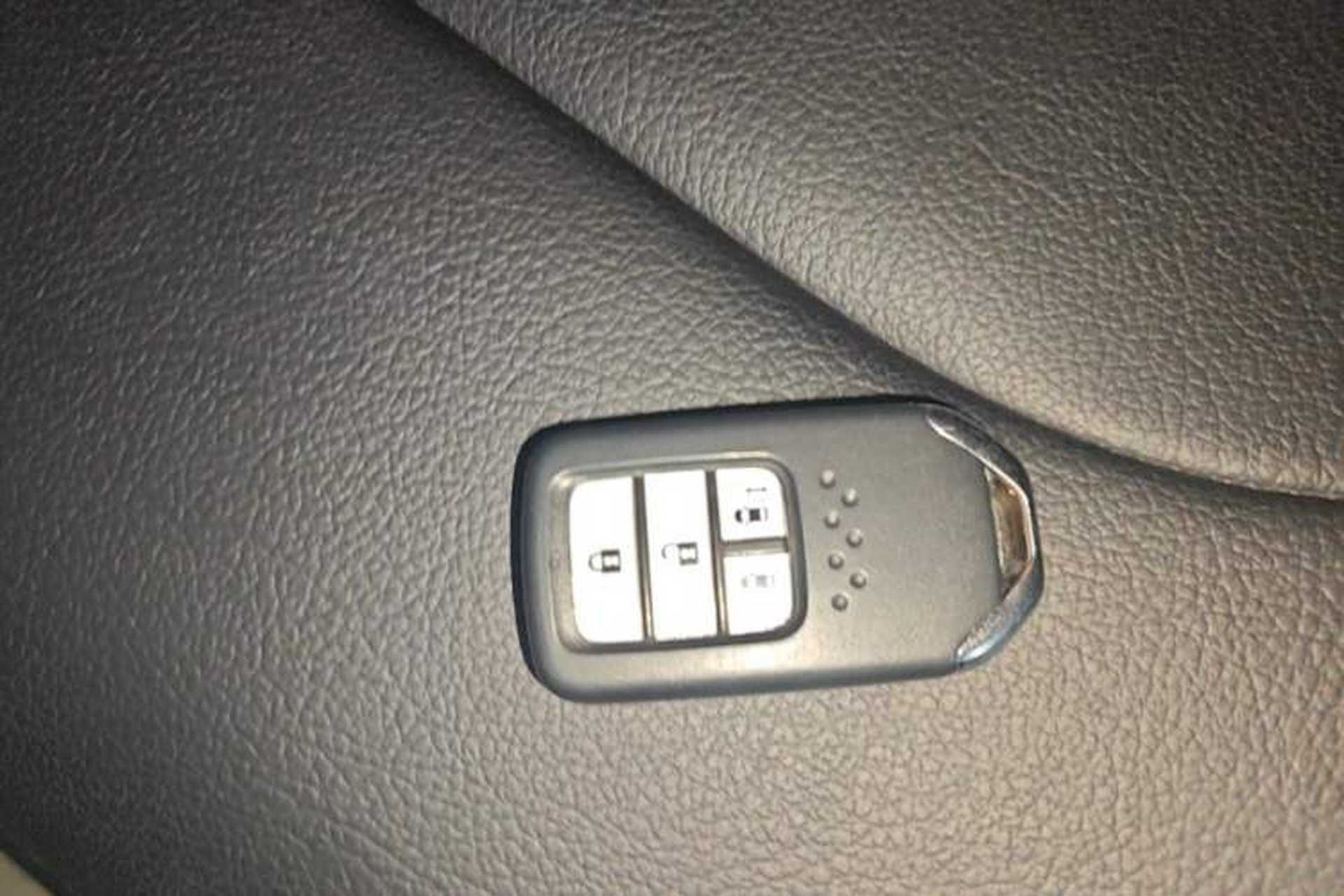 Used Honda Elysion 2019 2.0L Hybrid Comfort Edition Vehicle Key
