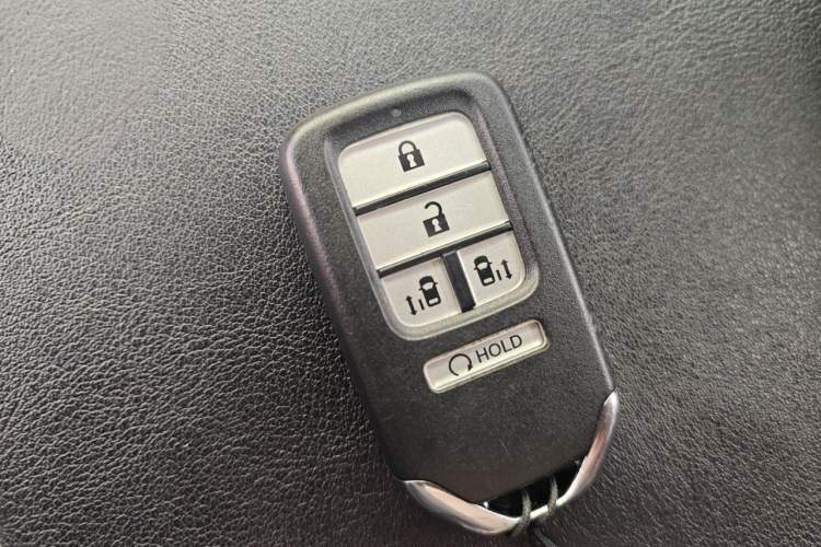 Used Honda Elysion 2019 2.0L Hybrid Supreme Edition Vehicle Key