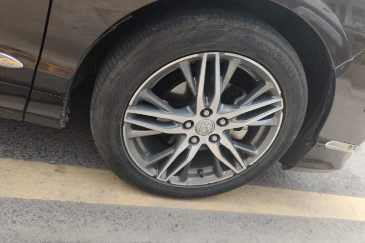 Used Honda Elysion 2019 2.0L Hybrid Comfort Edition Right Front Wheel Hub