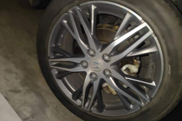 Used Honda Elysion 2019 2.0L Hybrid Luxury Edition Right Front Wheel Hub