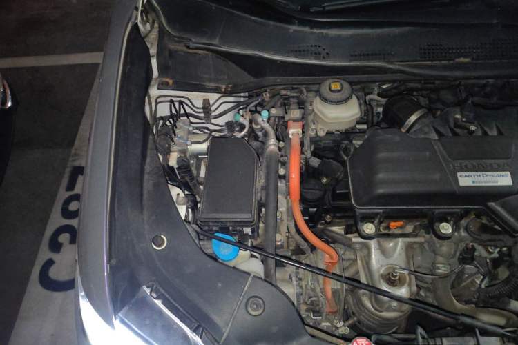 Used Honda Elysion 2019 2.0L Hybrid Luxury Edition Engine Bay Right