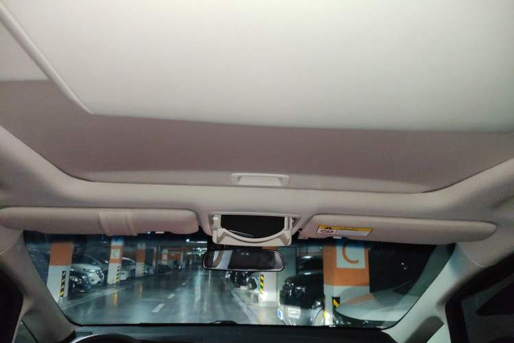Used Honda Elysion 2019 2.0L Hybrid Luxury Edition Headliner