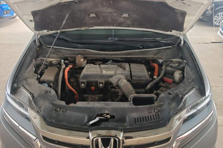 Used Honda Elysion 2019 2.0L Hybrid Luxury Edition Engine Bay