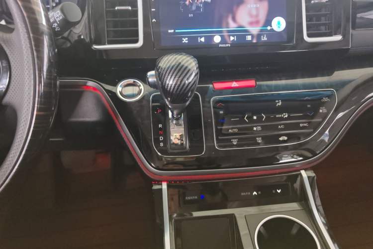 Used Honda Elysion 2019 2.0L Hybrid Luxury Edition Gear Lever