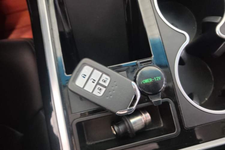 Used Honda Elysion 2019 2.0L Hybrid Luxury Edition Interior 1
