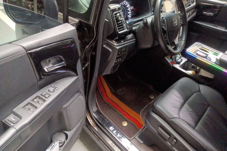 Used Honda Elysion 2019 2.0L Hybrid Luxury Edition Interior 3