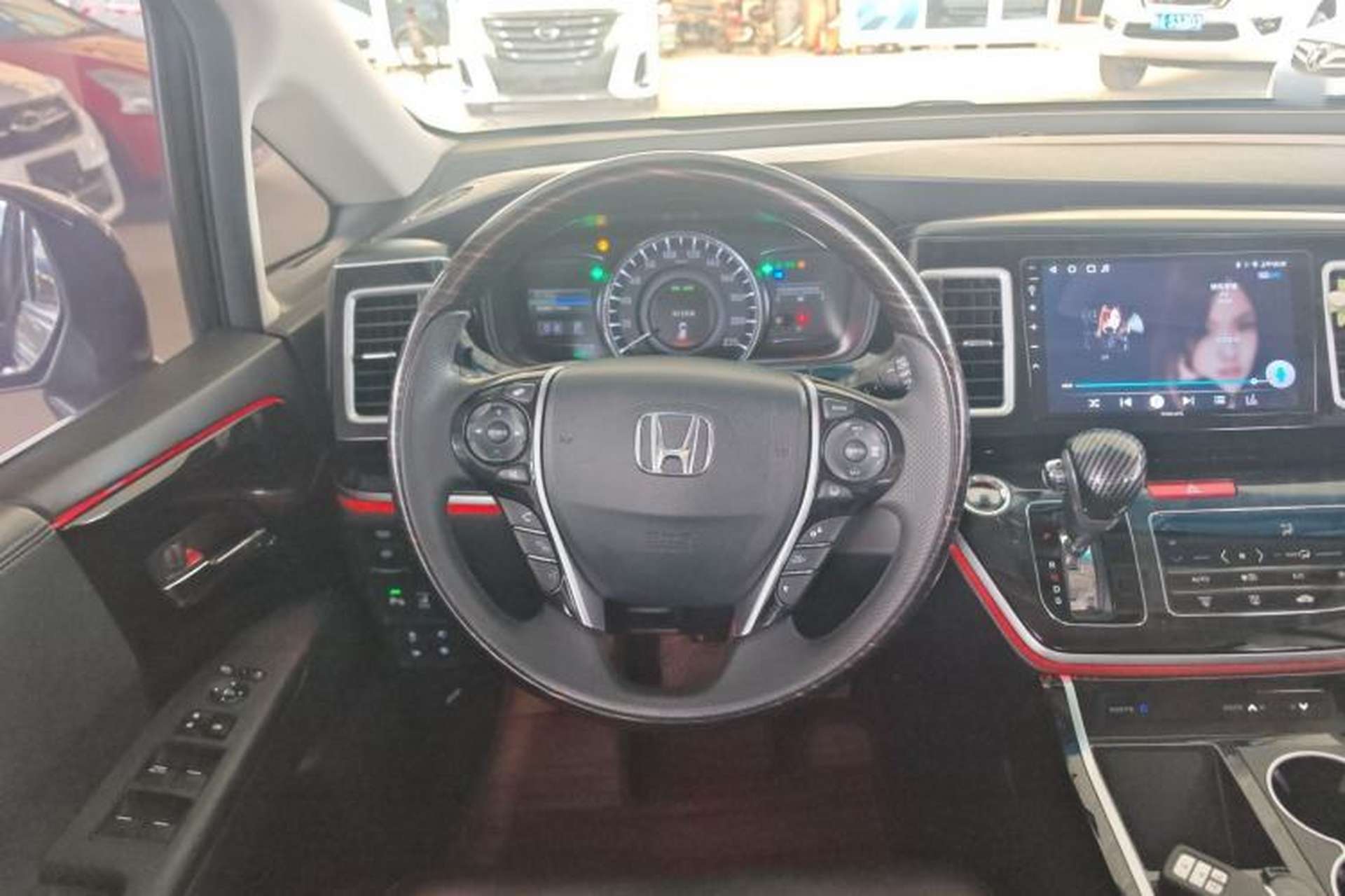 Used Honda Elysion 2019 2.0L Hybrid Luxury Edition Steering Wheel