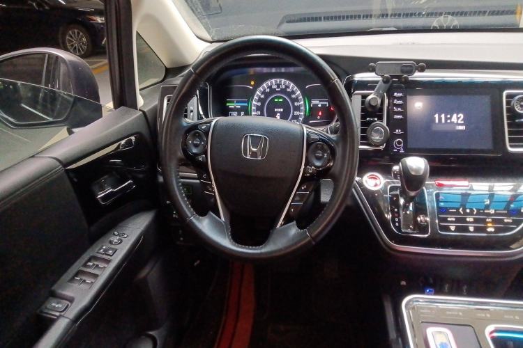 Used Honda Elysion 2019 2.0L Hybrid Luxury Edition Steering Wheel