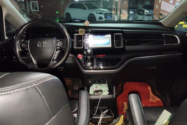 Used Honda Elysion 2019 2.0L Hybrid Luxury Edition Center Console