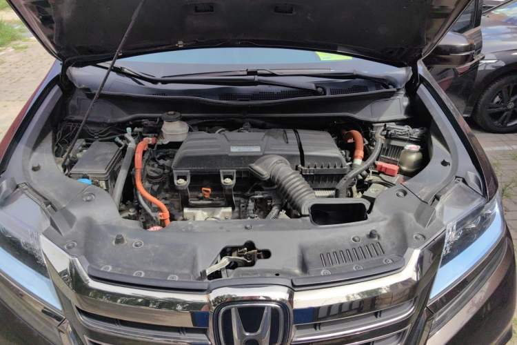 Used Honda Elysion 2019 2.0L Hybrid Luxury Edition Engine Bay