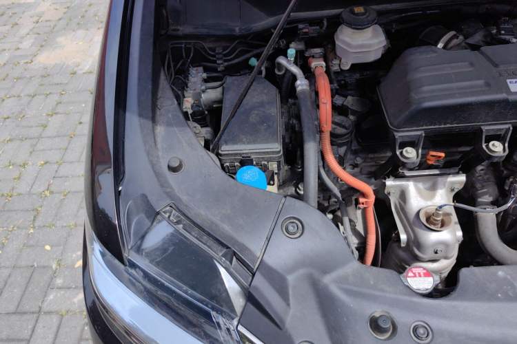 Used Honda Elysion 2019 2.0L Hybrid Luxury Edition Engine Bay Right