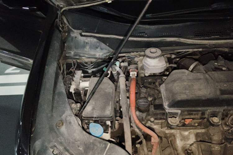 Used Honda Elysion 2019 2.0L Hybrid Luxury Edition Engine Bay Right