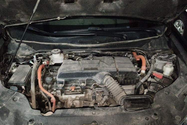 Used Honda Elysion 2019 2.0L Hybrid Luxury Edition Engine Bay