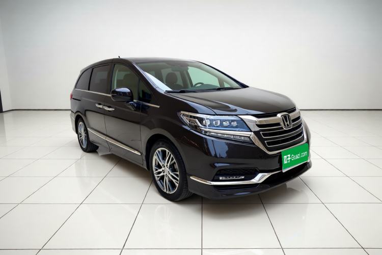 Used Honda Elysion 2019 2.0L Hybrid Luxury Edition Front Right 45 Deg