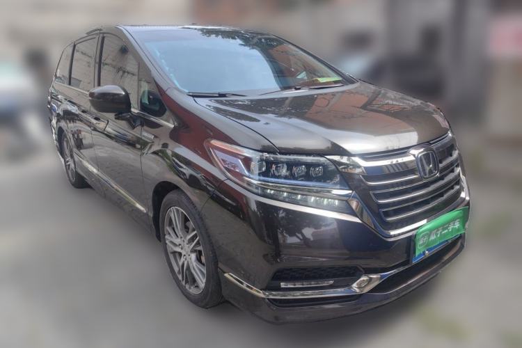 Used Honda Elysion 2019 2.0L Hybrid Luxury Edition Front Right 45 Deg